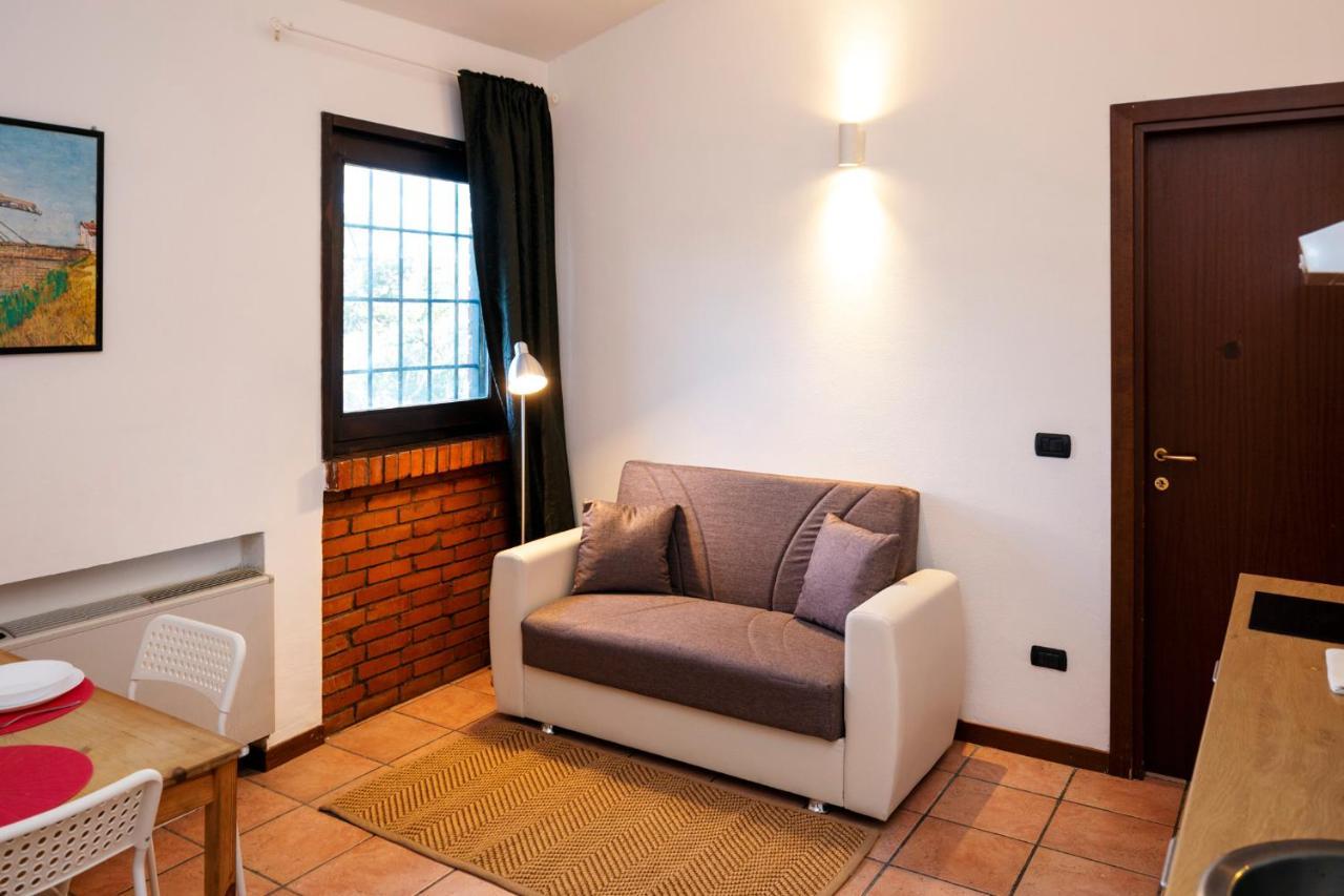 Residence San Raffaele 1 Milano Eksteriør billede