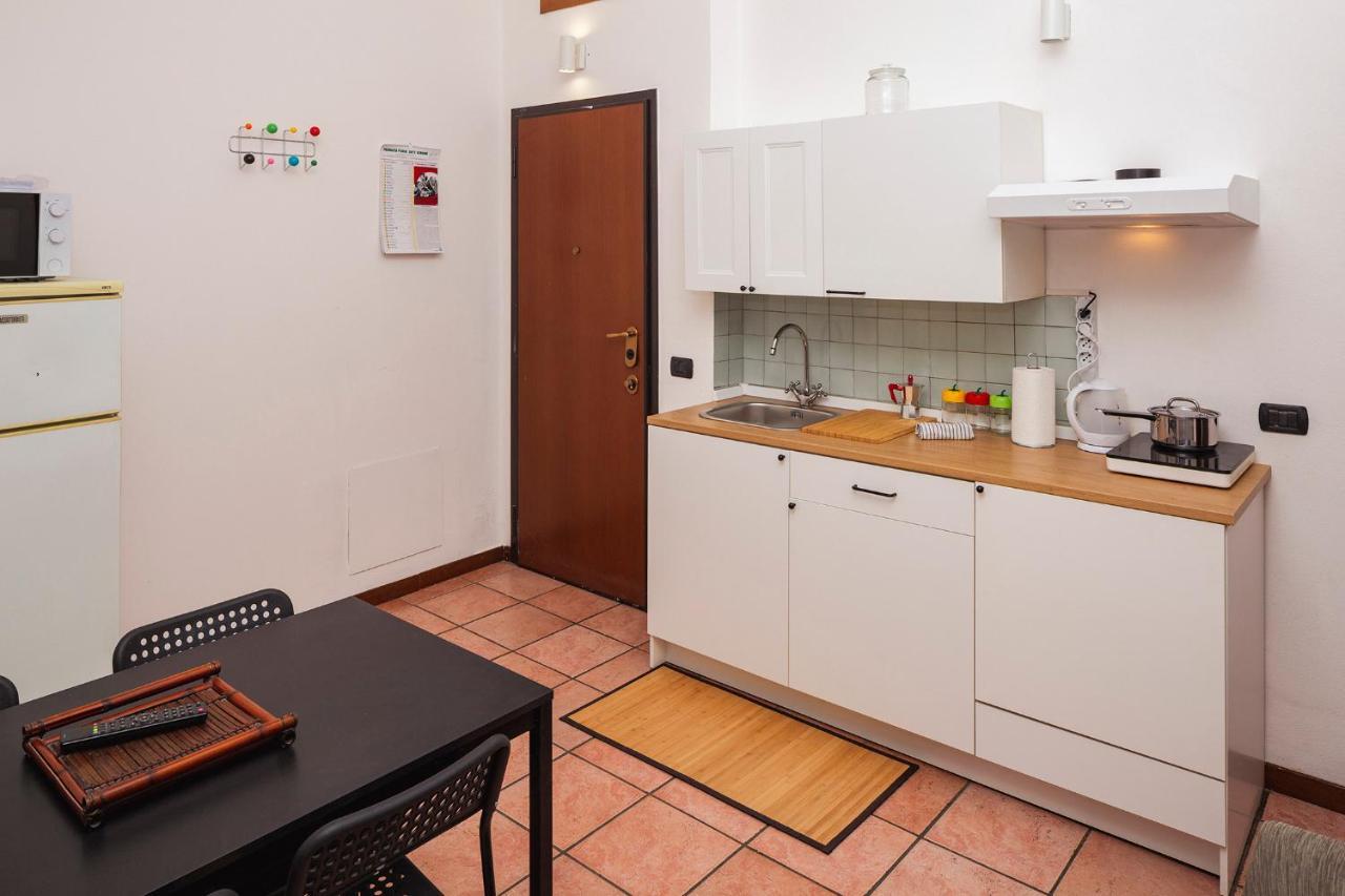 Residence San Raffaele 1 Milano Eksteriør billede