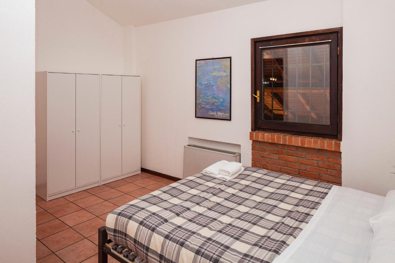 Residence San Raffaele 1 Milano Eksteriør billede